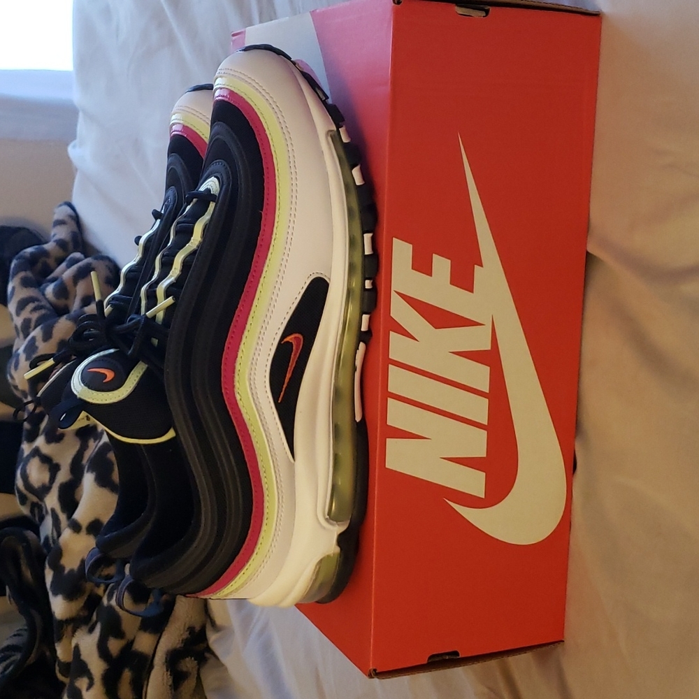 Nike Air Max 97 World Tour White/Fireberry Size 11